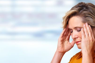 Trápí vás migrény a bolesti v oblasti čela nebo spánků? Řešení nemusí být jen analgetika.